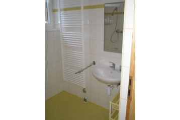 Slovakia Privát Prosiek, Exterior